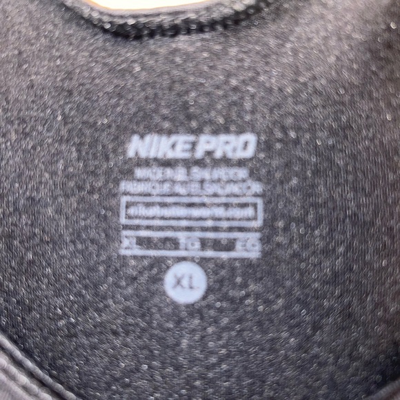 Nike Pro Tank - Picture 3 of 3